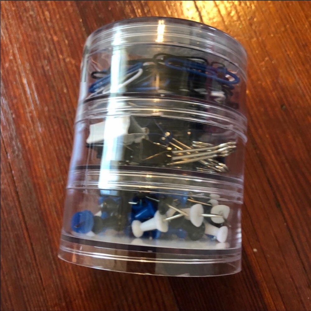 152 Pins Set - Picture 2 of 3